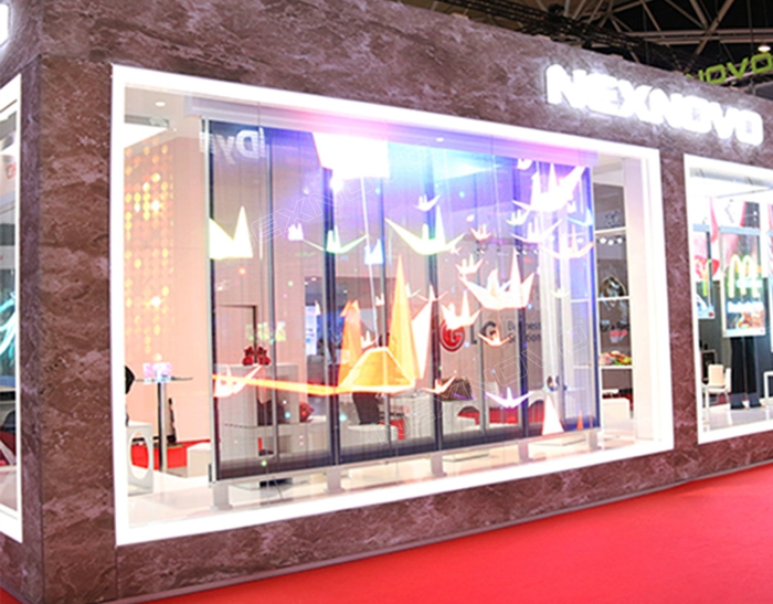 zhanhui-cn-weixin_17.jpg 晶泓科技透明LED顯示屏2017ISE贏頭彩(圖9)